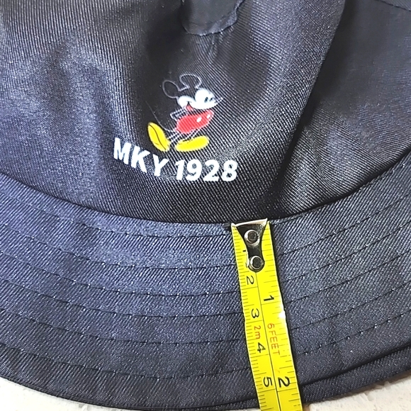 Kids Disney Mickey Mouse Bucket Hat. Unisex. New With Tags. - Picture 6 of 7